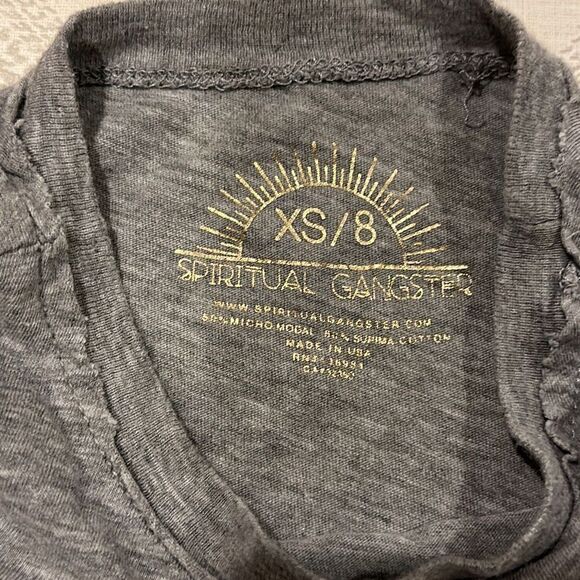 Spiritual Gangster Girls Grey T-Shirt ‘Kindness is Magic’ - Picture 5 of 6